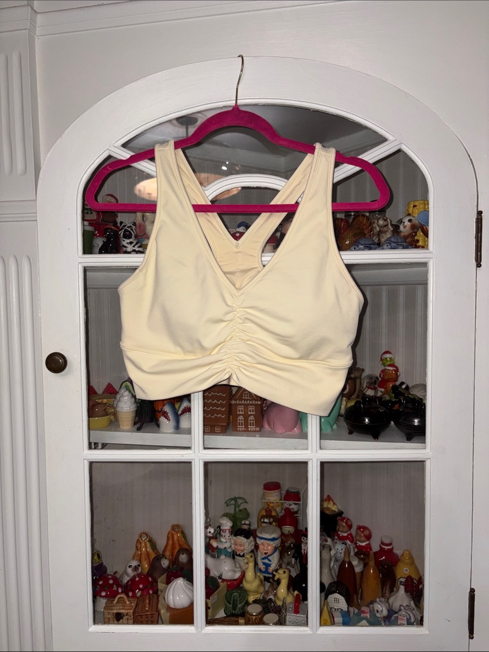 ALO Yoga Cream Ruched V-Neck Sports Bra